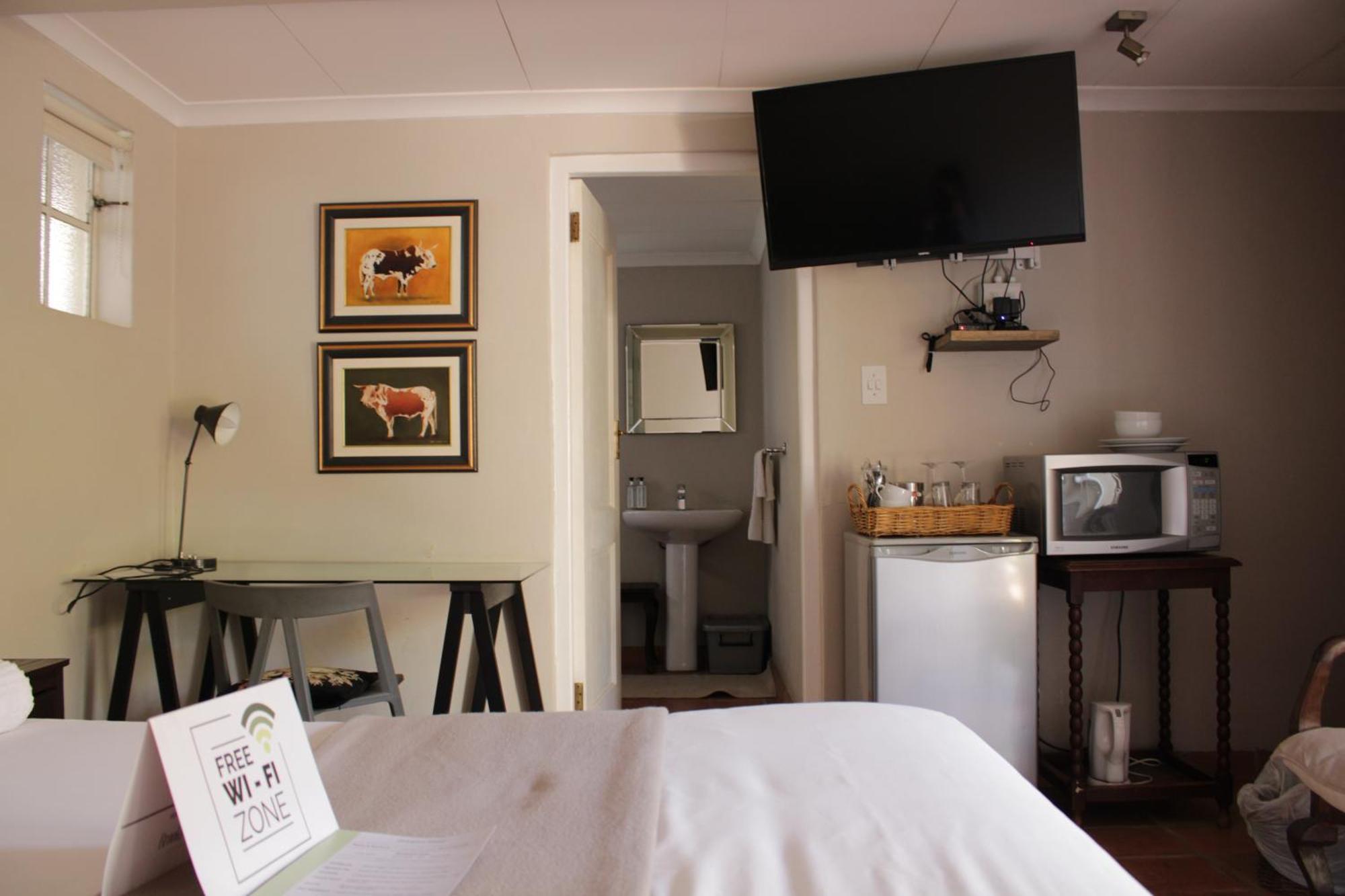 Brooklyn Manor Hotel Pretoria Exterior photo