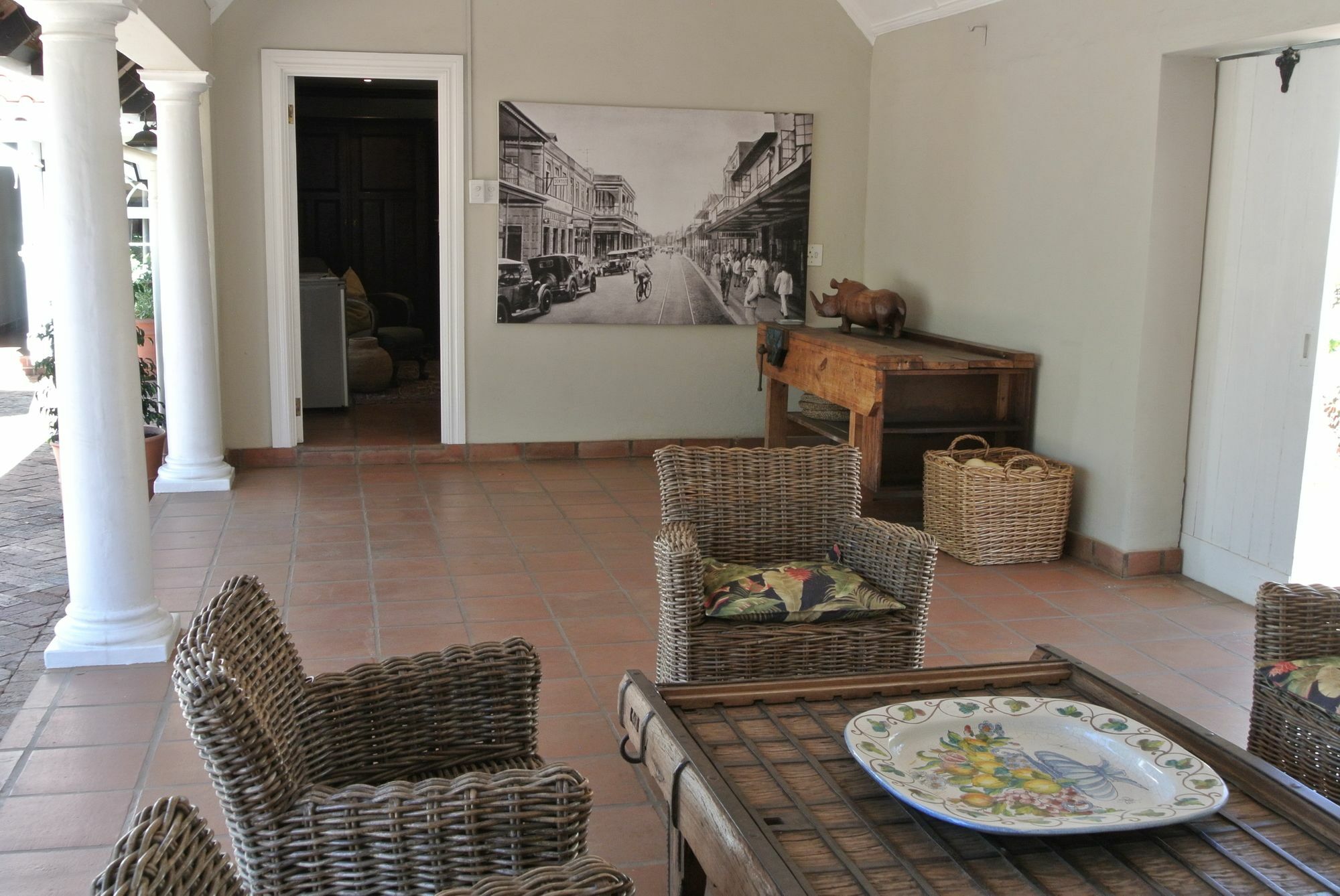 Brooklyn Manor Hotel Pretoria Exterior photo